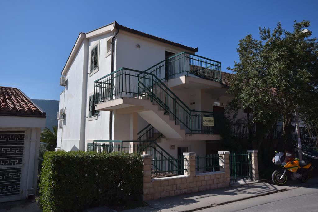 Apartments Mako Херцег-Новий Екстер'єр фото
